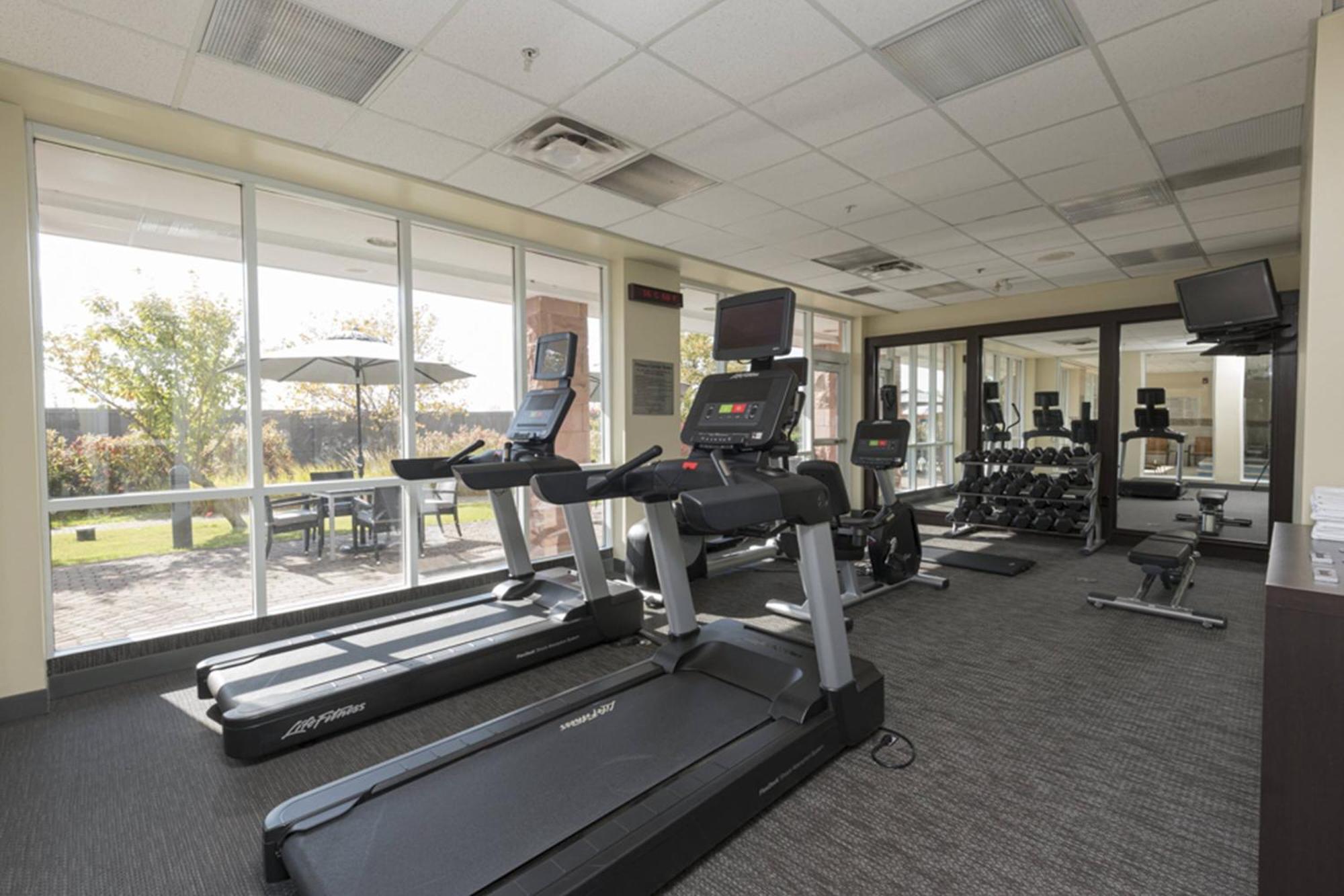 Courtyard By Marriott Toronto Vaughan Exterior photo